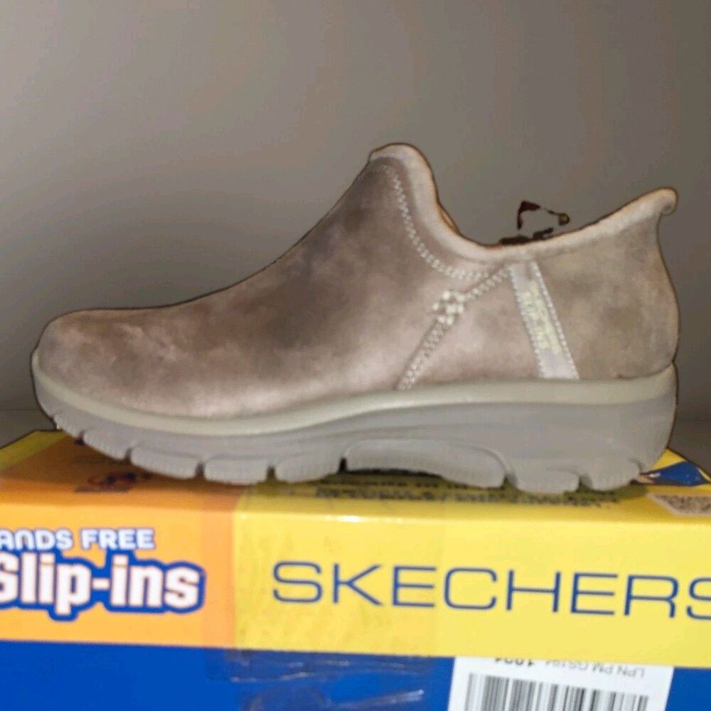 Skechers Slip Ins Womens 8.5 Easy Going Modern Hour Taupe Shoes Fur Lined NIB